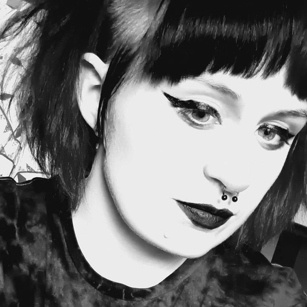 Meet your Posher, Ariel